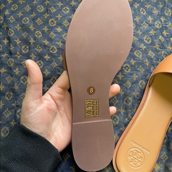 Tory Burch Double T slides(New Without box) - Picture 5 of 7